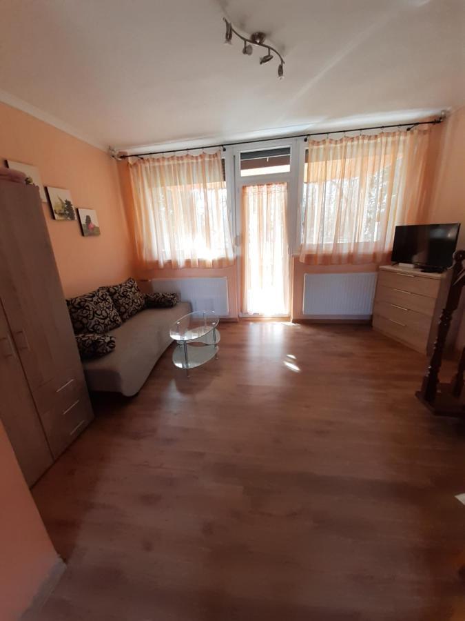 Narcisz Apartman Gyula Exterior foto