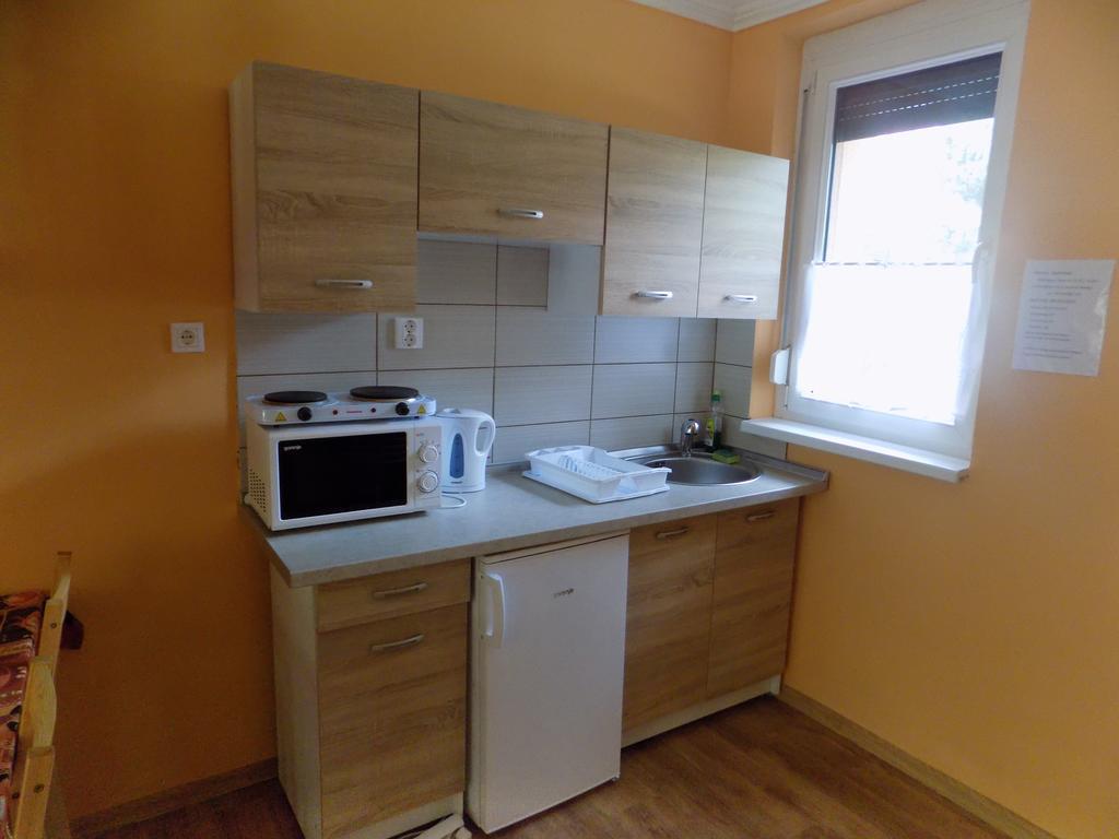 Narcisz Apartman Gyula Exterior foto